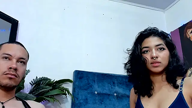 Živý XXX chat Aronandmoli69