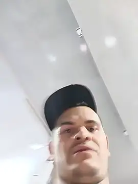 Онлайн чат XXX Edwin_Q
