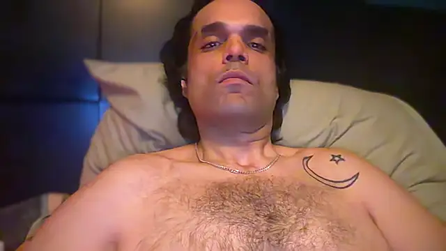 icebergslim281's Live XXX Chat