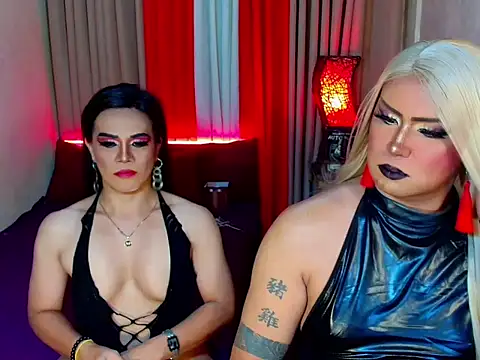 Wildest_Slave_Huntress' Live XXX Chat