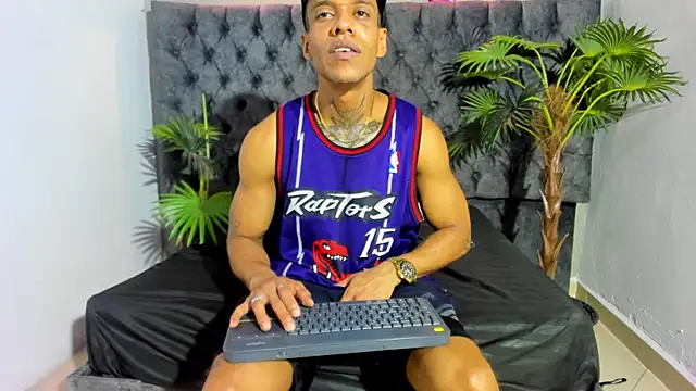 Chatroom XXX en direct de Salomon_koude