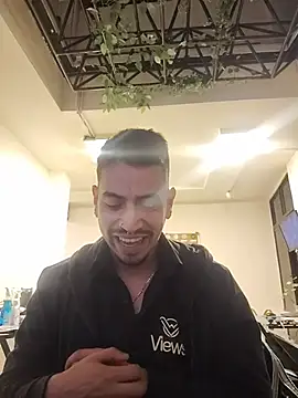 Czat XXX na żywo – Juann-cock