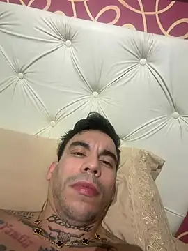 הופעת וובקאם של Rich840