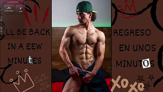 Онлайн чат XXX Valentino_Xander