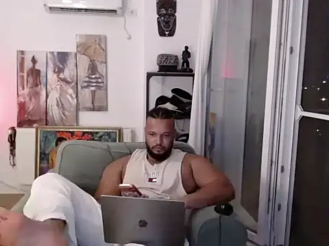 1LordKingsley's Live XXX Chat