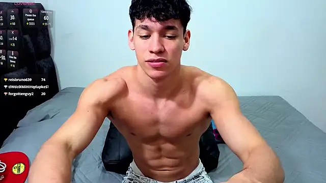 Luke_MuscleのライブXXXチャット