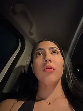 XXX chat uživo modela I_AM_SOPHIE_
