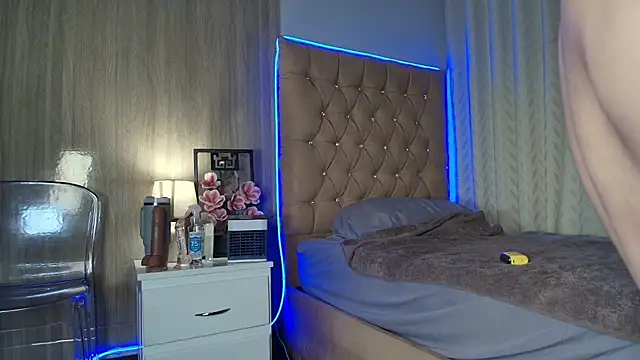 Maddyluxe XXX чат на живо