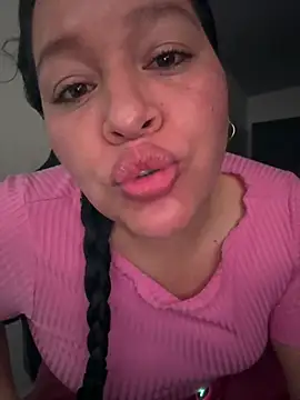 Chat +18 de Lovelipsbig ao vivo