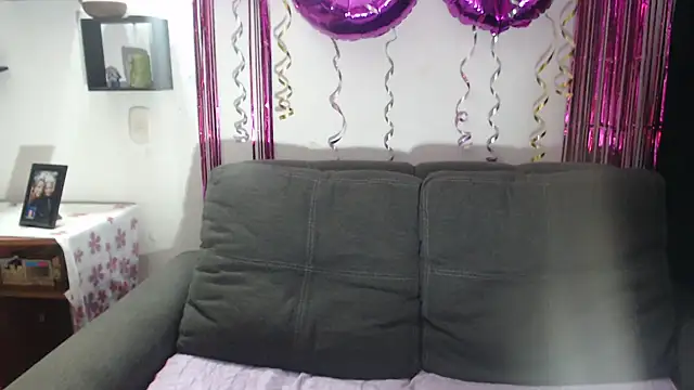 Meeegan_lov webcam show