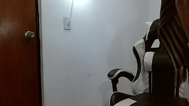 luka_big18 Chat XXX live