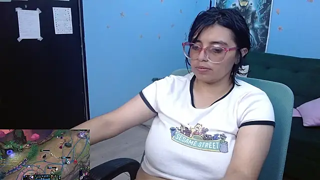 Chat XXX en directo de ohmysqueak