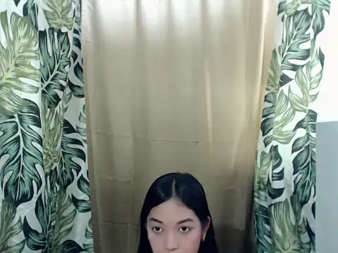 itsme_gwen's Live XXX Chat