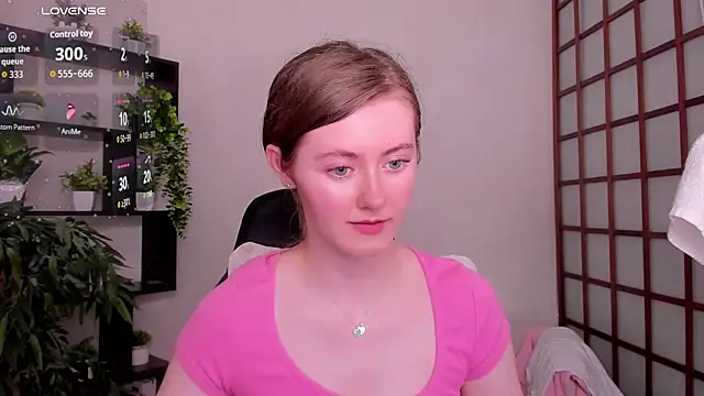 Chatroom XXX en direct de KateCuddle