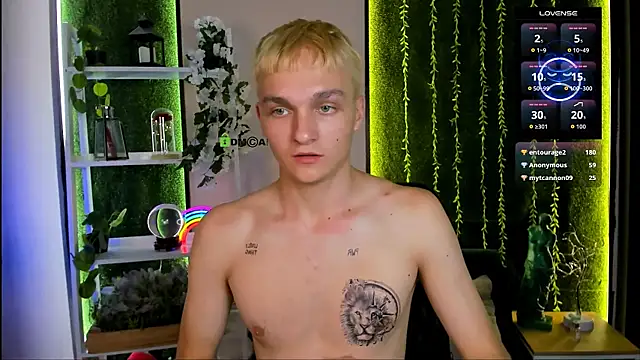 john_lik's Live XXX Chat