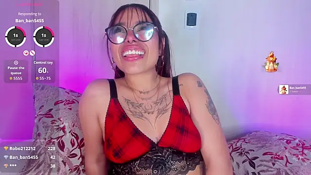 Chatroom XXX en direct de Little_natty_