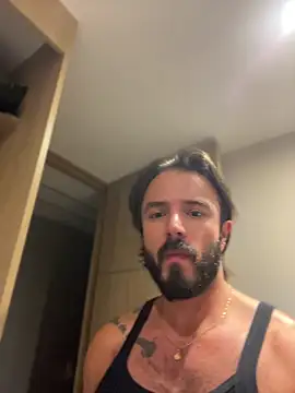 Chat +18 de AngelBlack__ ao vivo