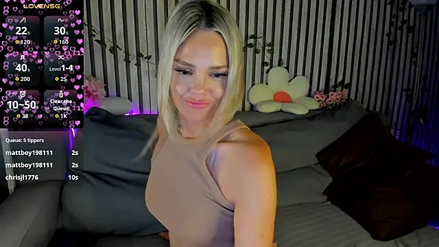 Betty_Brock Chat XXX live