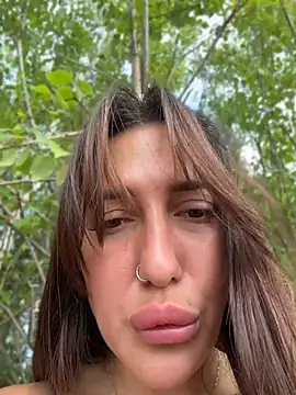 AleksandraRich Adlı Modelin Canlı XXX Sohbeti