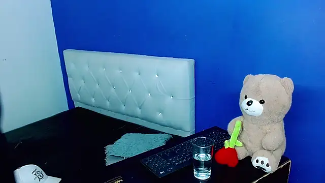 Angel_foxc13 现场XXX聊天
