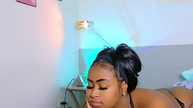 MySugarmoomy's Live XXX Chat