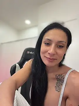 FerrariFrench Chat XXX in diretta