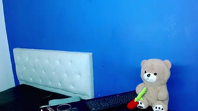 Angel_foxc13 Live XXX-chat