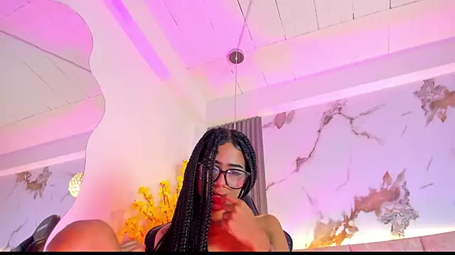 Chat +18 de KatheMiler ao vivo