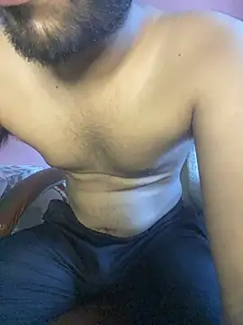 Czat XXX na żywo – BIGGGGGBOYYYYY