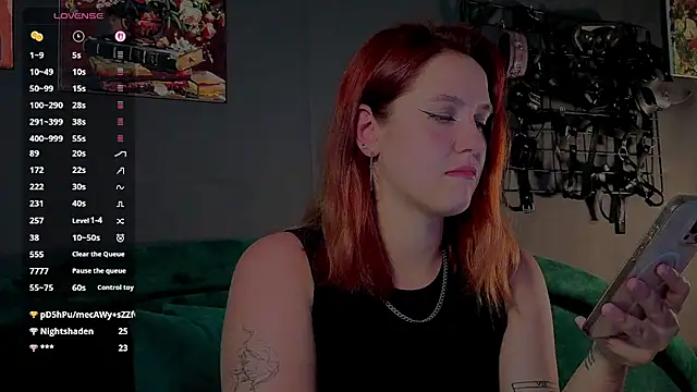 Serve_to_Alexa's Live XXX Chat