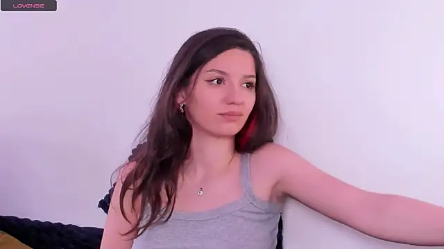 XXX chat uživo modela miabellee_