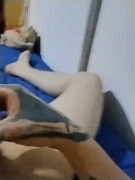 Živý XXX chat Monolatino