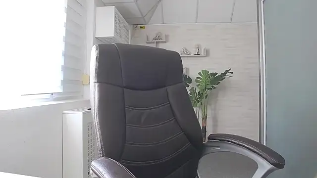MaddyVelvet Live XXX Chat