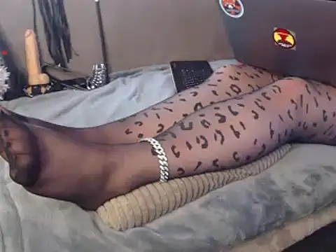 Živý XXX chat GoddessMonicaAngels