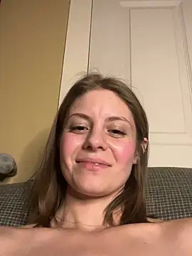 Kateluvv – Live XXX-chat