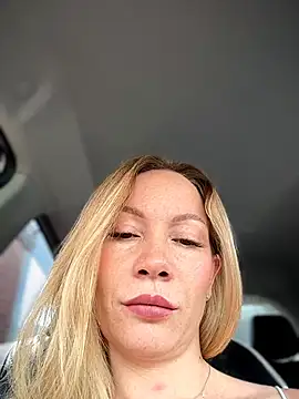 Chat XXX en directo de LavenderHot