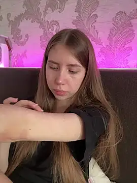 Chat +18 de EvaAkiins ao vivo