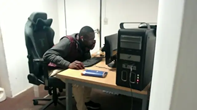 Mastertopdome XXX чат на живо