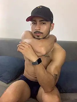 NicolasChest_xxx – webcam-show