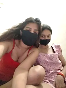 pooja_riya Adlı Modelin Canlı XXX Sohbeti