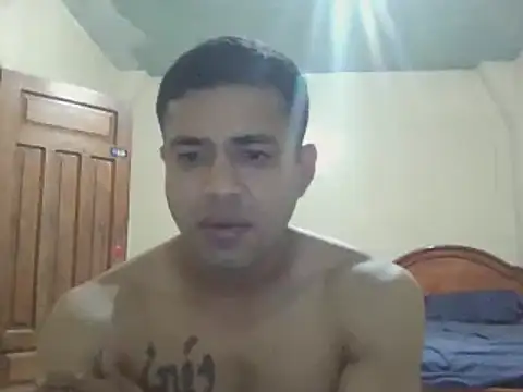 User_02_ Live XXX Chat