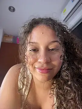 Chat XXX ao vivo de Shara_dreams