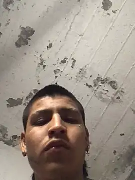 XXX chat uživo modela perloon