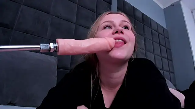 stacy_moorex Adlı Modelin Canlı XXX Sohbeti