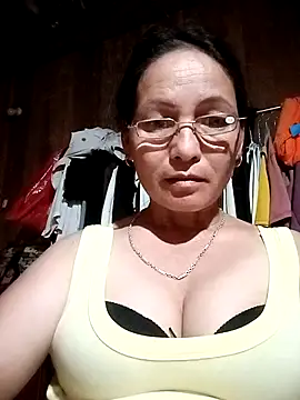 Chat XXX en directo de Cucci07