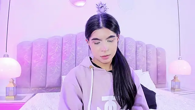 Channel_sofia Chat XXX in diretta