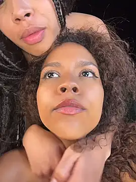 دردشة EmmaExoticaXXX الجنسية المباشرة