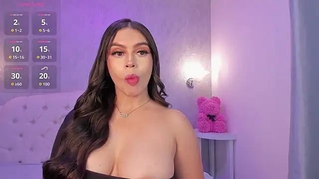 צ'אט XXX בשידור חי של Kathalina_Adams