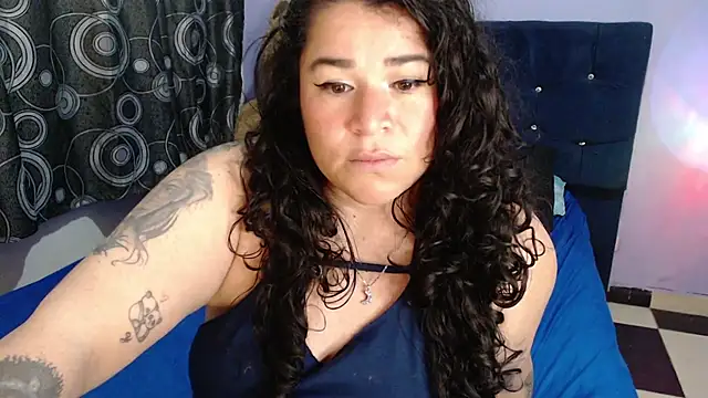 Chat XXX ao vivo de ANGELIQUE_KLANE