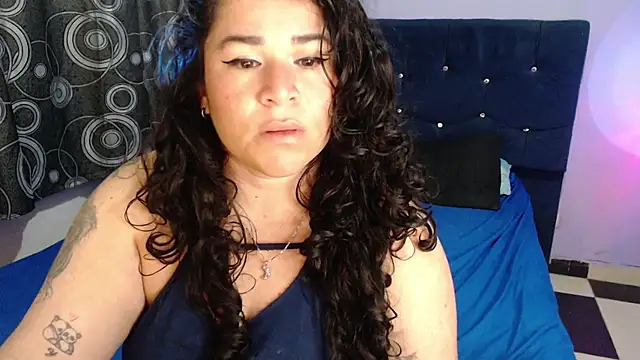 ANGELIQUE_KLANE's Live XXX Chat
